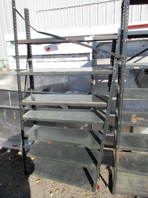 Shelf unit