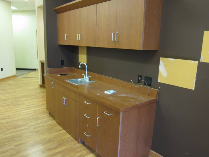 Counter Unit with Sink and Upper Storage