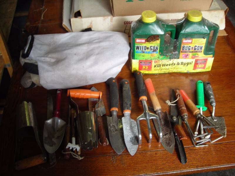 Box Lot - Garden Related
