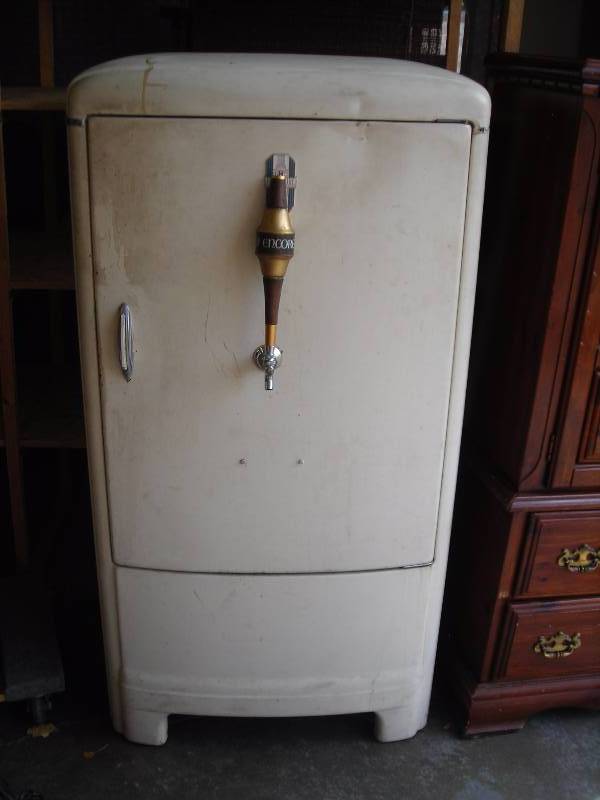Vintage Frigidaire Converted To Keg Chiller