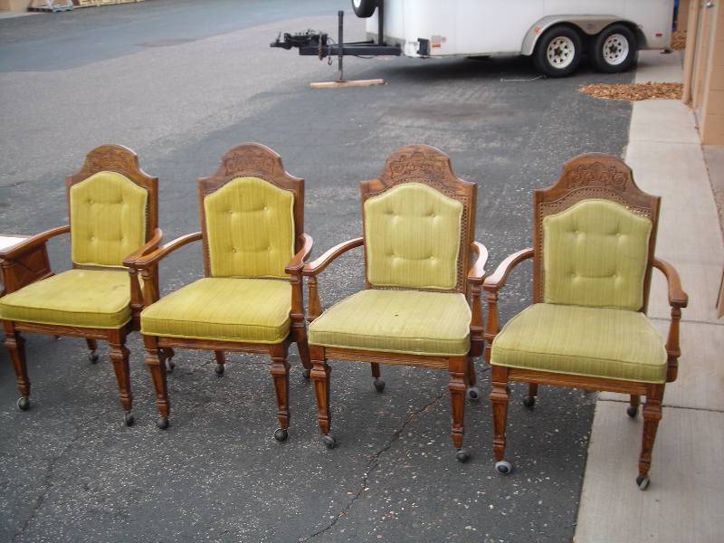 4-Cane BackUpholsetered Chairs On Casters