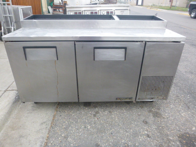 lot 2 image: True Prep Table