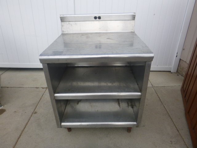 lot 7 image: Work Station