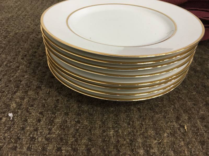 Glasses and Plateware Set w Placemats
