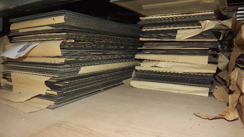 lot 67 image: Cabinet Making  Shelving Glass Pieces Lot