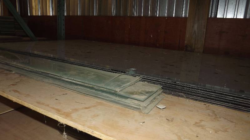lot 69 image: Cabinet Making  Shelving Glass Pieces Lot