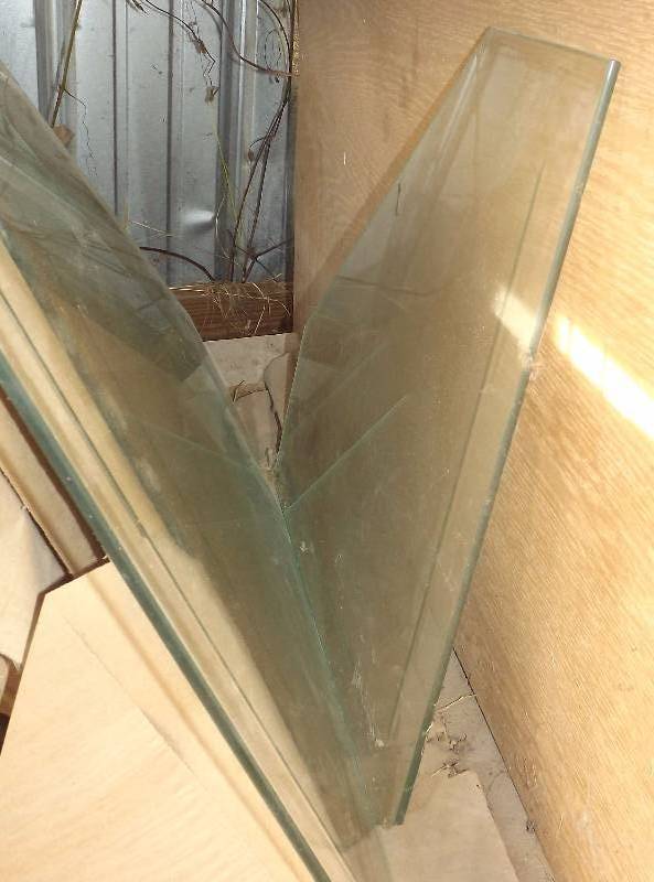 lot 50 image: Cabinet Making  Shelving Glass Pieces Lot