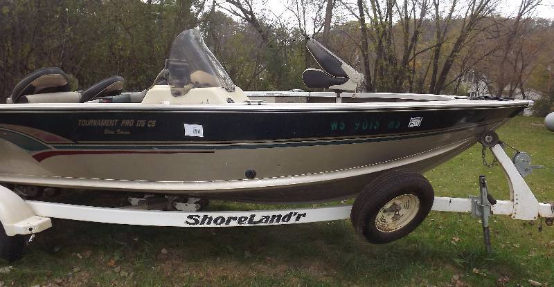 lot 1 image: Alumacraft Tournament Pro 175 SC Elite Series 18 Boat & Trailer