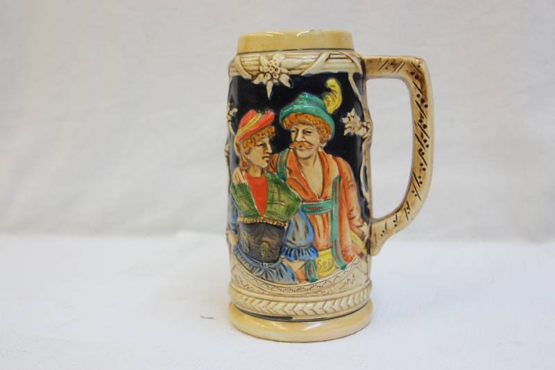 lot 5 image: Ceramic beer stein
