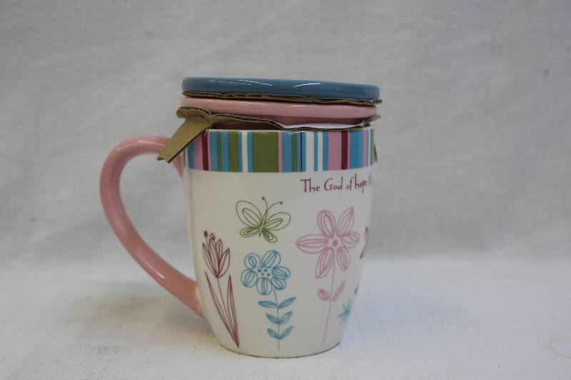 lot 30 image: Dayspring Tea Infuser