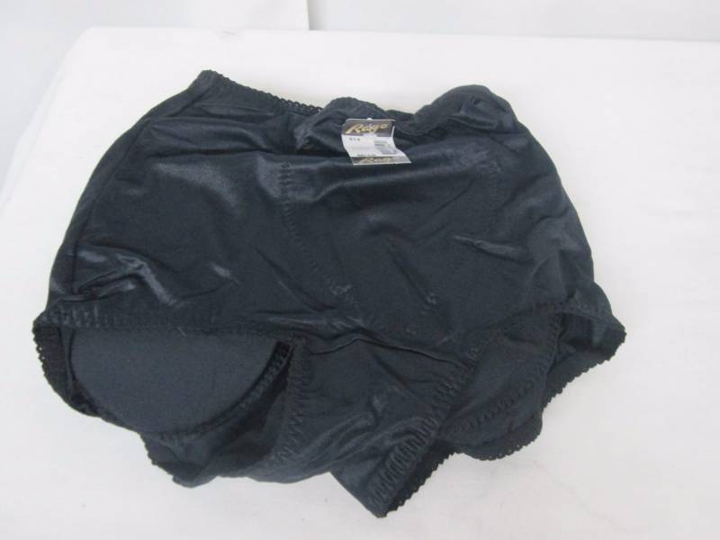 lot 54 image: Rago Padded Shaper Panty