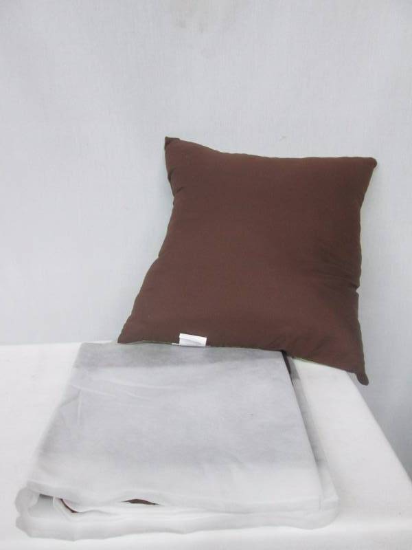 lot 53 image: Alcove Sold-Color Reversible Accessory Set