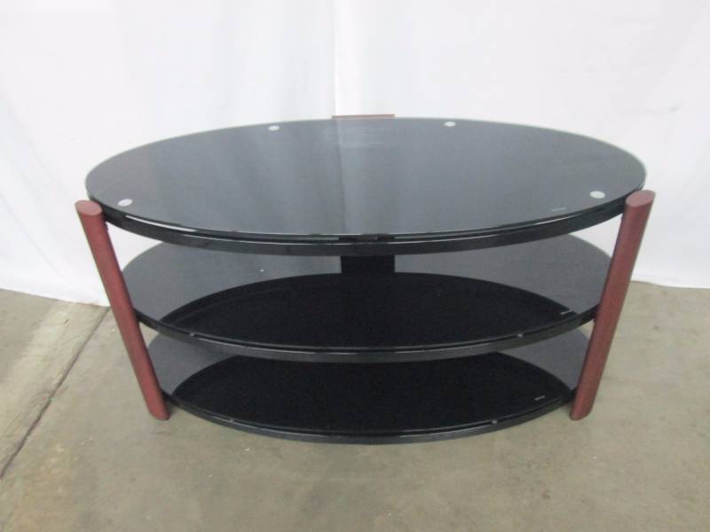 lot 12 image: 43 Oval TV Stand