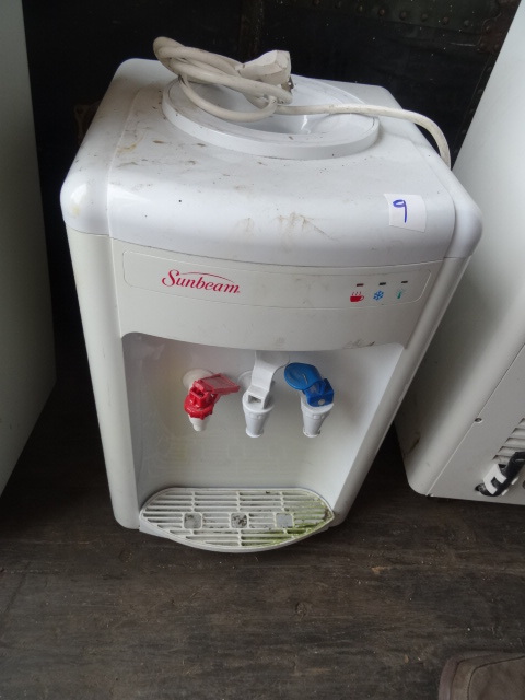 Water cooler