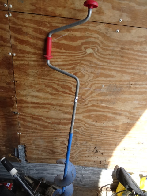 Ice auger