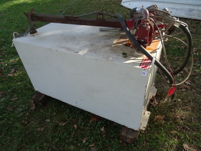 lot 24 image: Metal Fuel Tank with 12 Volt Pump