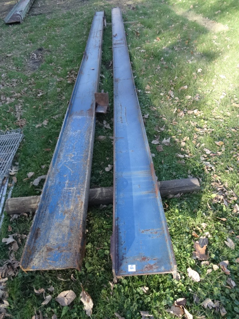 lot 48 image: Steel I Beams 25 X 10 X 4 Qty 2