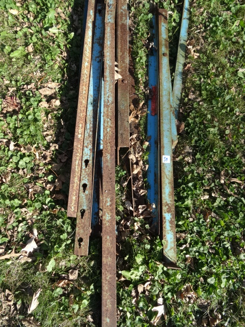 lot 59 image: 4 Pieces of Handy Scaffold