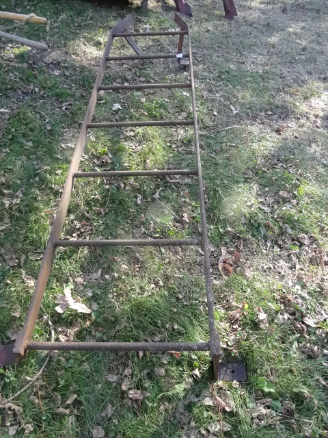 lot 75 image: Metal Ladder 80 X 19