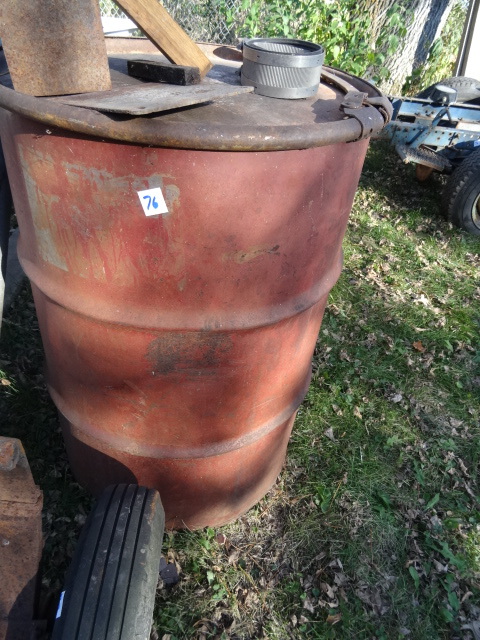 lot 76 image: 55 Gal. Steel Barrel with Clamp on Lid