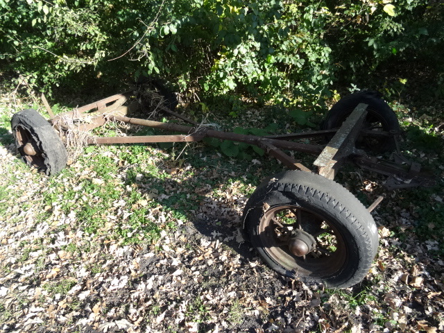 lot 110 image: Vintage Wagon Frame