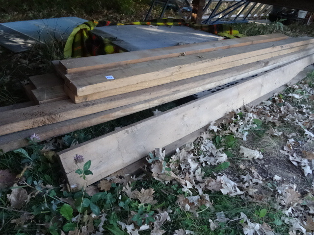 lot 133 image: Misc 2 X 6 and 2 X 4 Boards