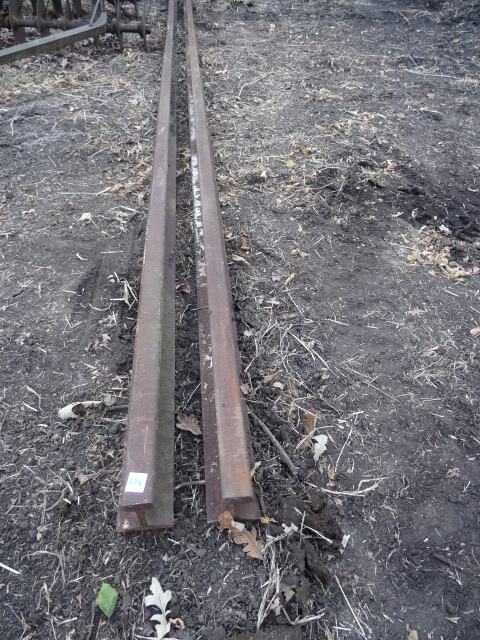 lot 276 image: 2 Solid Steel Tracks, 20 X 3.5 Wide Base