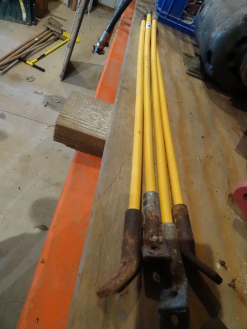 lot 160 image: Snow Plow Side Markers Qty 4