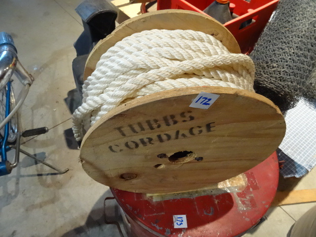 lot 172 image: Roll of 5 X 8 Rope