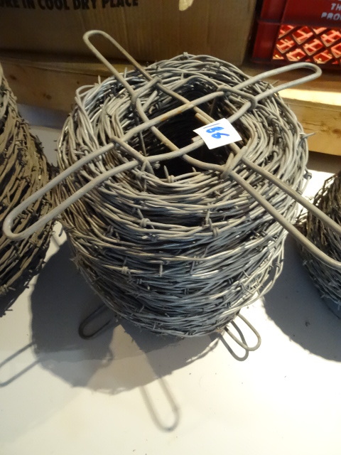 lot 186 image: Roll of Barbed Wire