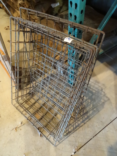 lot 191 image: 4 Metal Wire Baskets