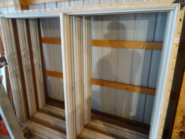 lot 200 image: 3 Wood Windows 75 X 65