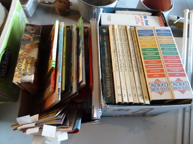 lot 220 image: 2 Boxes of Cook Books