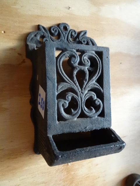 lot 250 image: Cast Iron Match Holder