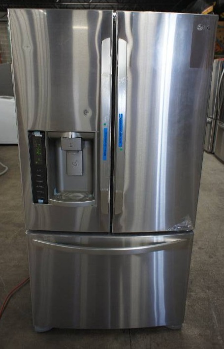 lot 1 image: LG Refrigerator - Model # (LFX25974ST)