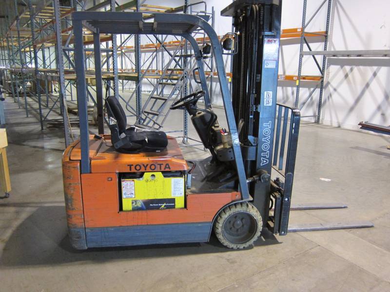 Electric Forklift