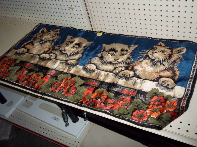 lot 104 image: Cat Rug 19 x 39