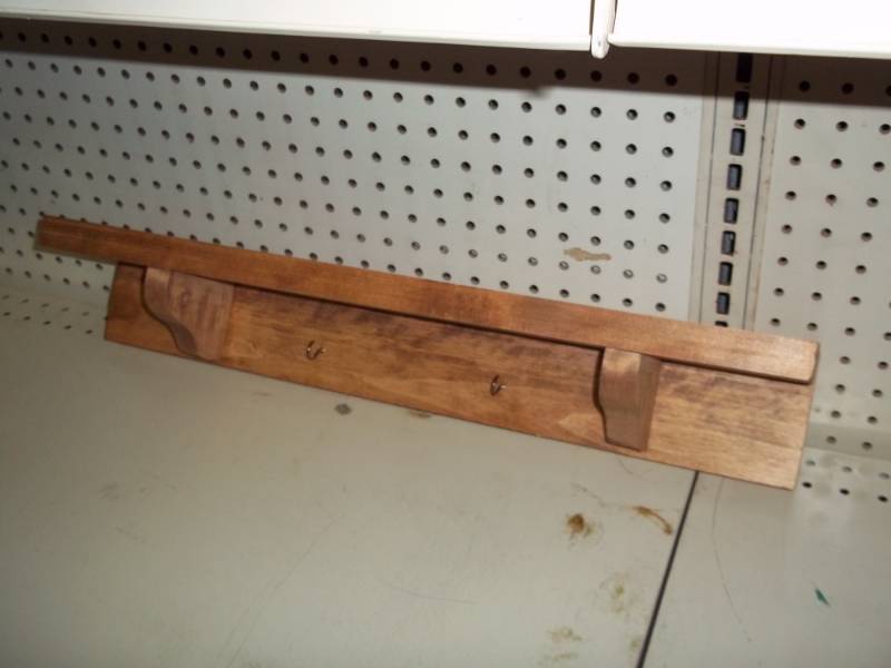 lot 108 image: Plate Shelf 24