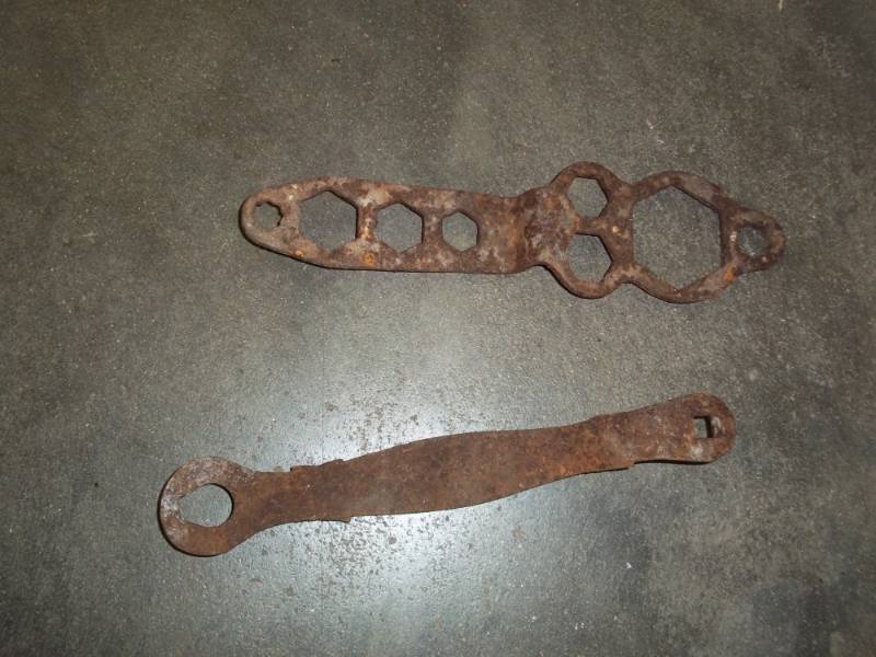 lot 14 image: Vintage Wrenches