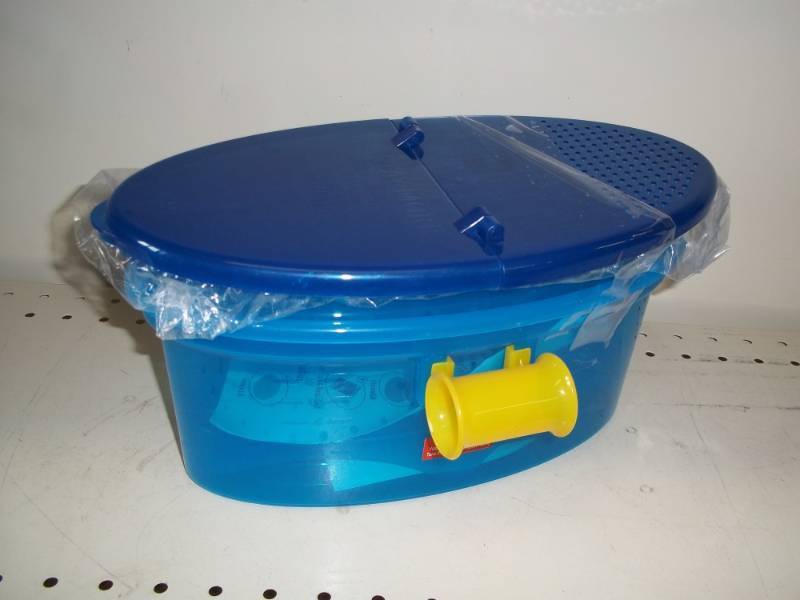 lot 79 image: New  Microwave Pasta Cooker