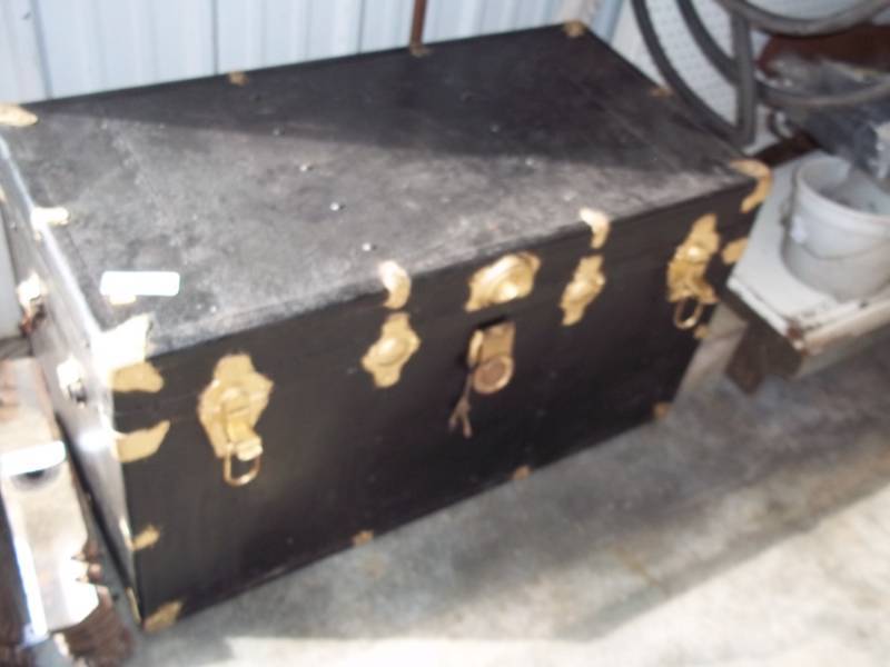 lot 87 image: Black Vintage Trunk