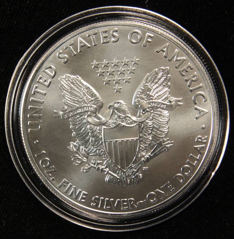 2014 US SILVER EAGLE .999 FINE SILVER IN AIRTITE HOLDER
