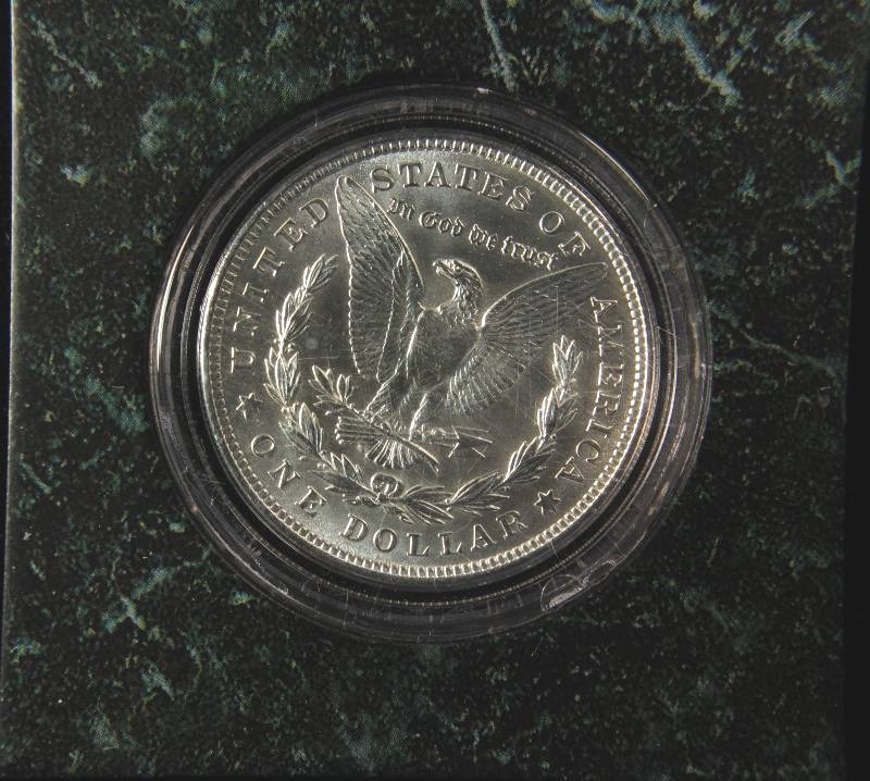 1921 MORGAN SILVER DOLLAR UNC IN HOLDER