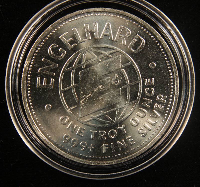 1 TROY OZ. .999 FINE SILVER PROSPECTOR ROUND 1982 IN AIRTITE HOLDER