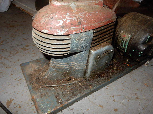 lot 13 image: Very old Fashion Air Compressor