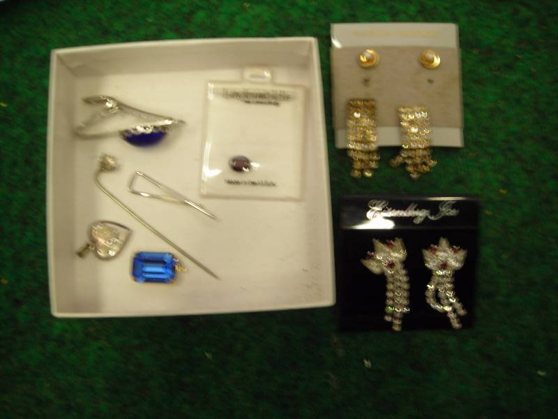 Lot Of Vintage Jewelry