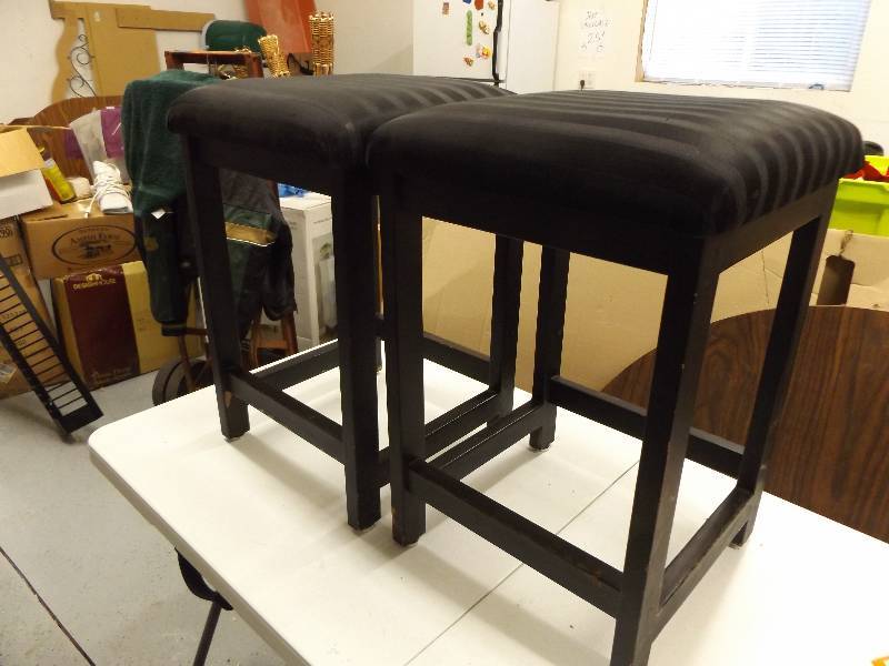 lot 68 image: Stools