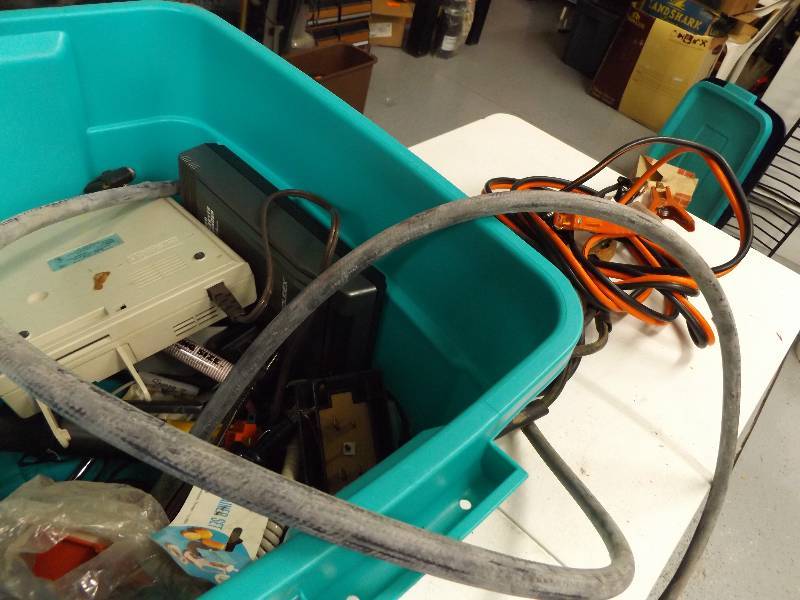 lot 121 image: Jumper cables
