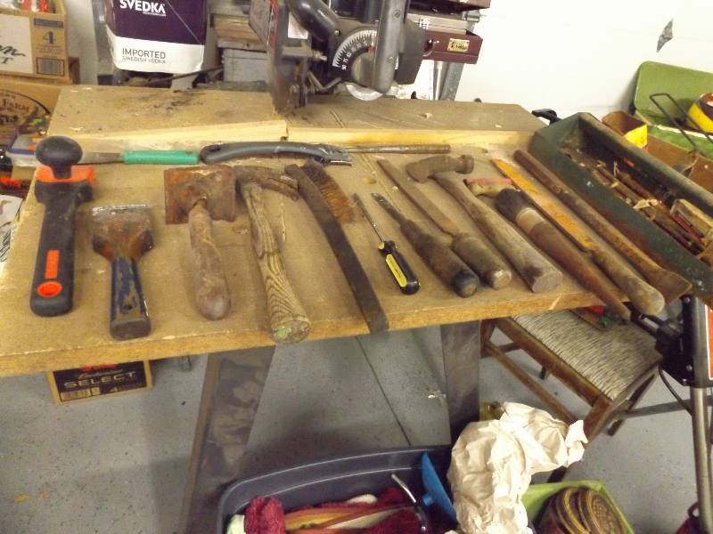lot 29 image: Tool tray with Tools