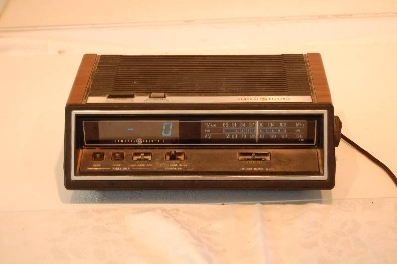 Alarm Clock Radio